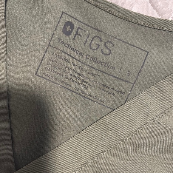 Figs Moss Scrub Set - Picture 6 of 6